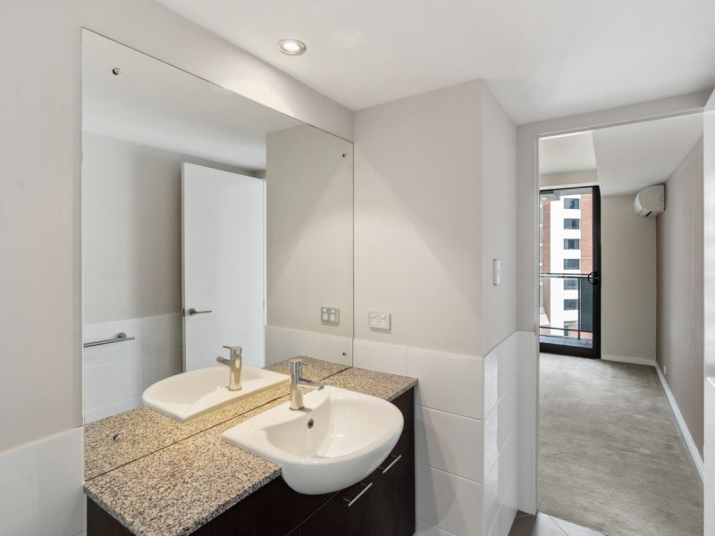 53/118 Adelaide Terrace, East Perth WA 6004