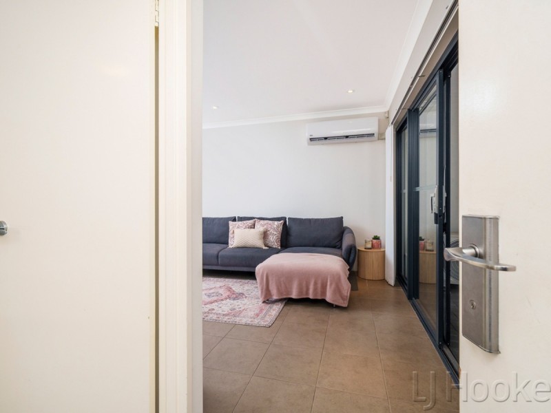 21/11 Rowlands Street, Kewdale WA 6105