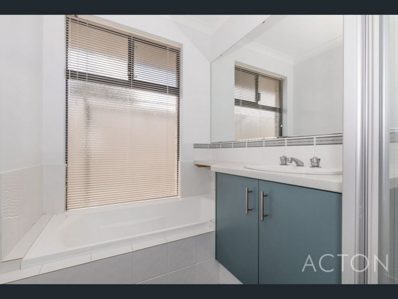 7/7 Daintree Court, Merriwa WA 6030