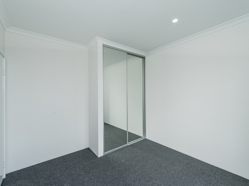 17 Paddle Way, Yanchep WA 6035