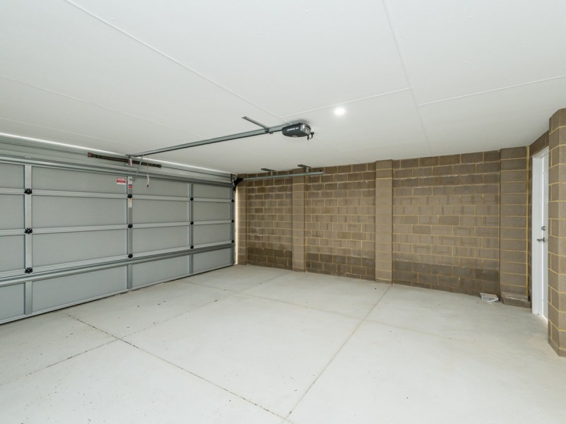 17 Paddle Way, Yanchep WA 6035