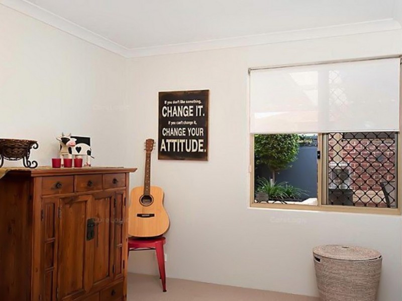 2/69 Golf View Street, Yokine WA 6060