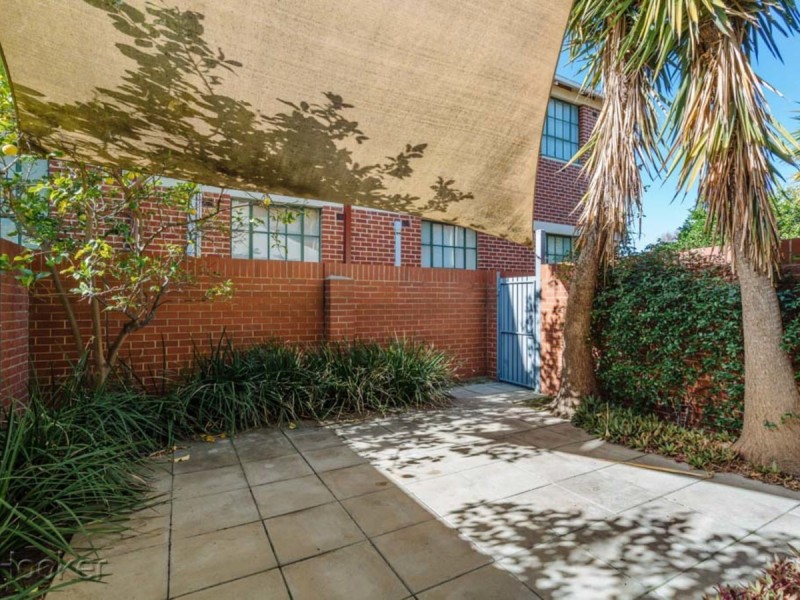 16 Glyde Street, East Perth WA 6004