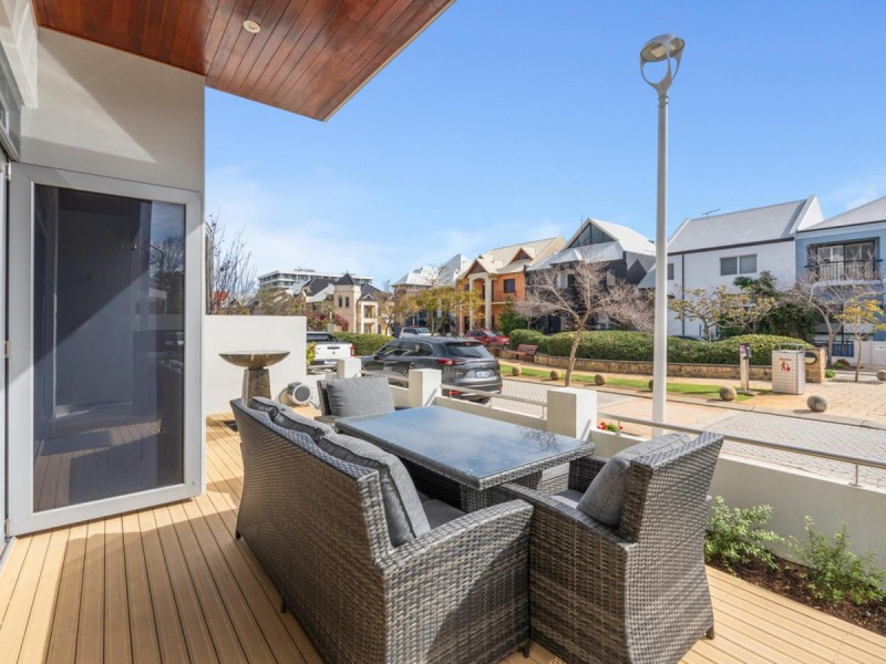 9 Old Belvidere Promenade, East Perth WA 6004