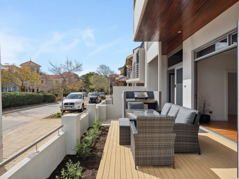 9 Old Belvidere Promenade, East Perth WA 6004