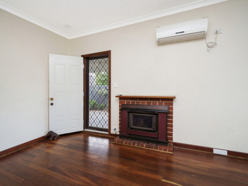 15 Wade Street, Embleton WA 6062