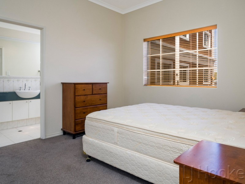 33/2 Mayfair Street, West Perth WA 6005