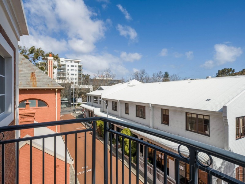 33/2 Mayfair Street, West Perth WA 6005