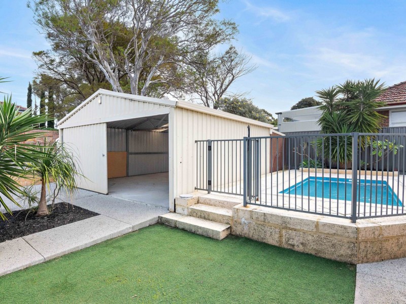 57 Counsel Road, Coolbellup WA 6163