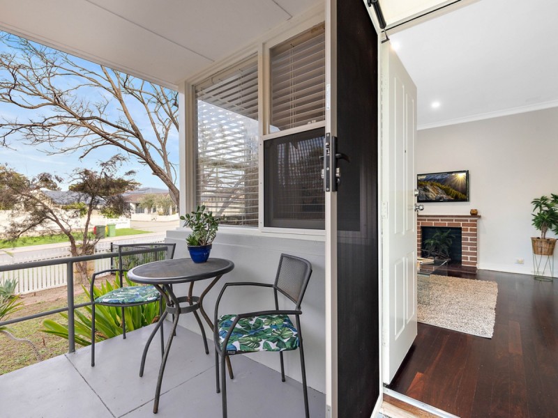 57 Counsel Road, Coolbellup WA 6163