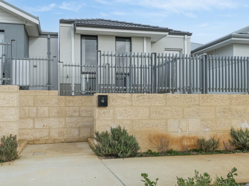 12 Pender Lane, Eglinton WA 6034