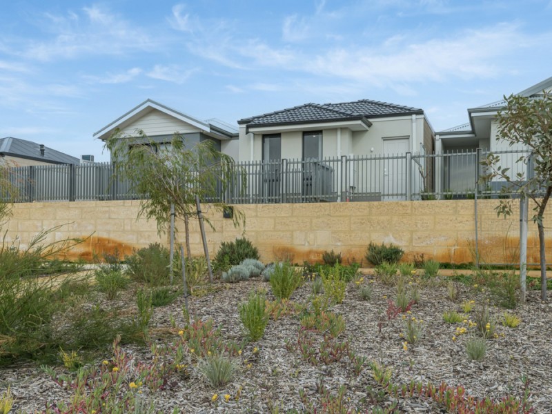 12 Pender Lane, Eglinton WA 6034