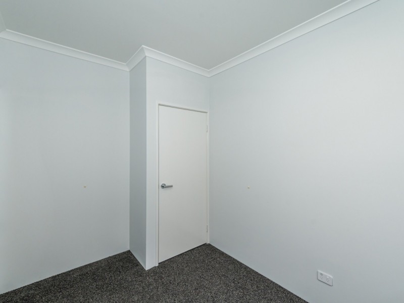 12 Pender Lane, Eglinton WA 6034