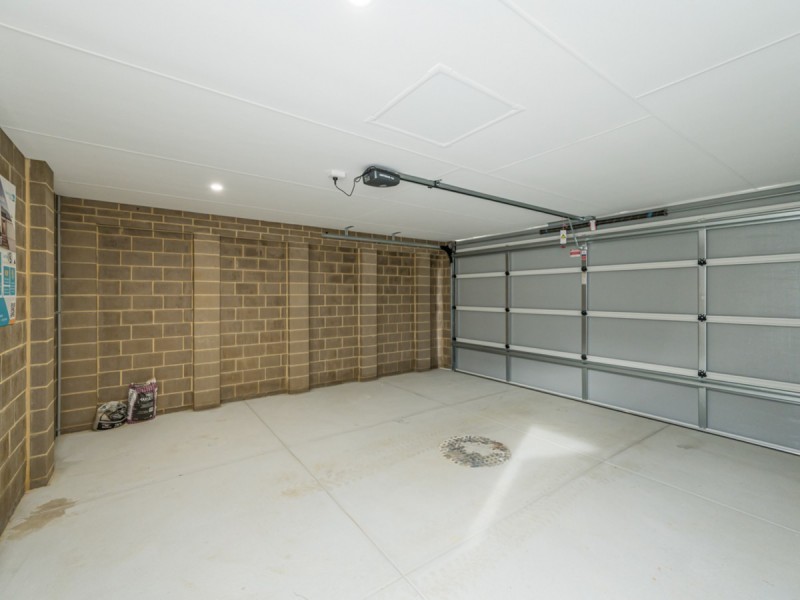 12 Pender Lane, Eglinton WA 6034