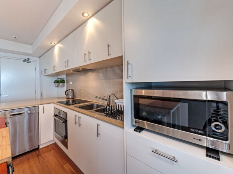 18/1 Douro Place, West Perth WA 6005