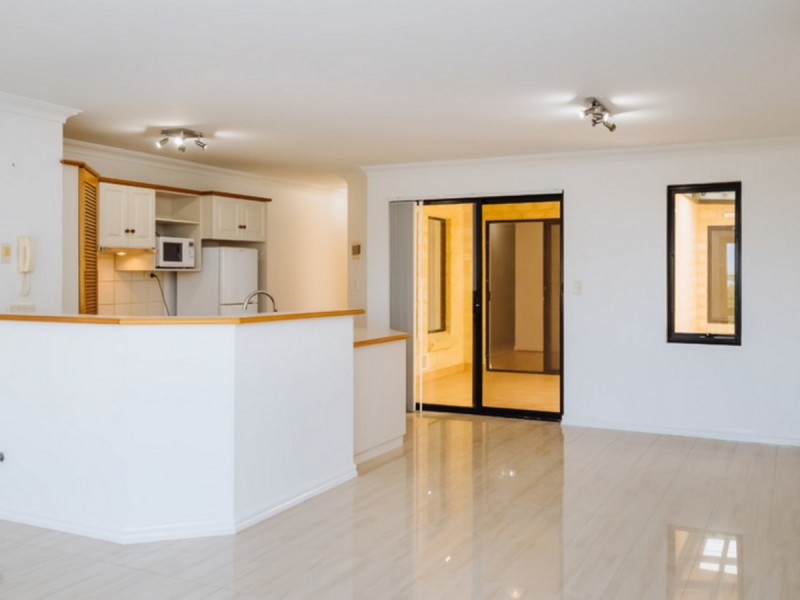 2/16-28 Waterloo Crescent, East Perth WA 6004