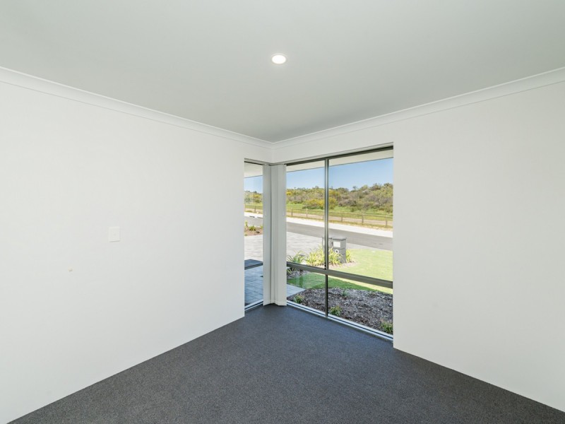 41 Butterleaf Avenue, Yanchep WA 6035