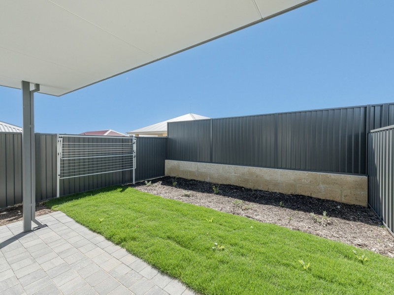 41 Butterleaf Avenue, Yanchep WA 6035