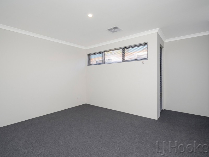 7 Draper Way, Ellenbrook WA 6069