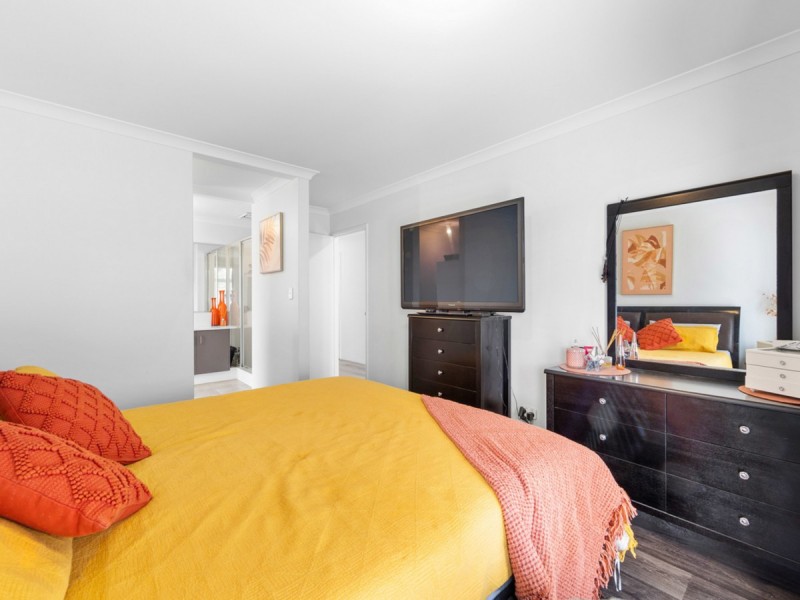 7 Durleigh Road, Aveley WA 6069