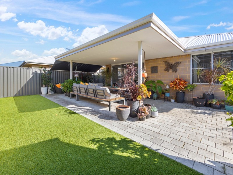 7 Durleigh Road, Aveley WA 6069