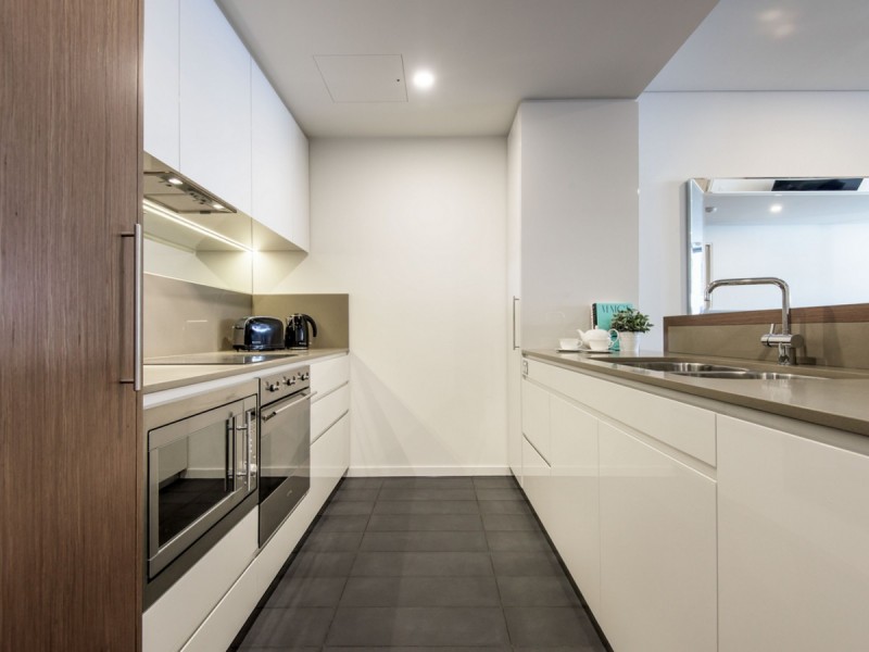 215/2 Moreau Parade, East Perth WA 6004