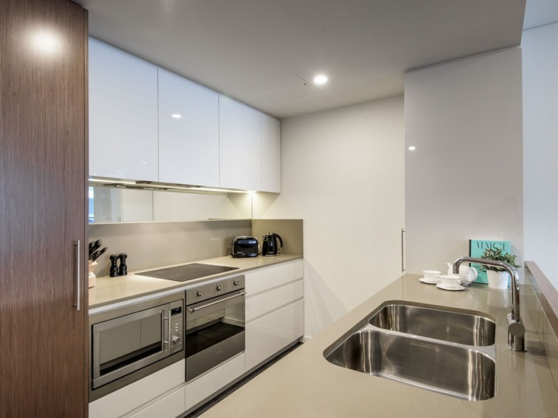 215/2 Moreau Parade, East Perth WA 6004