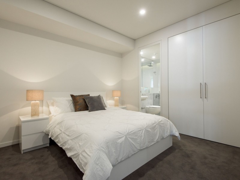 215/2 Moreau Parade, East Perth WA 6004