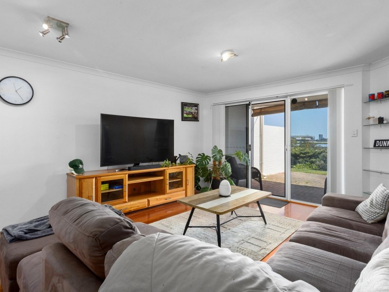 2/18 Fogerthorpe Crescent, Maylands WA 6051