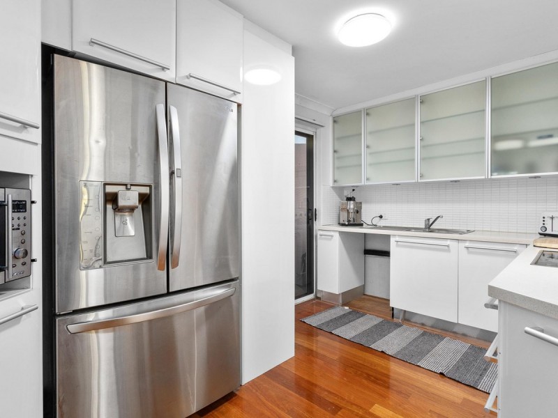 2/18 Fogerthorpe Crescent, Maylands WA 6051