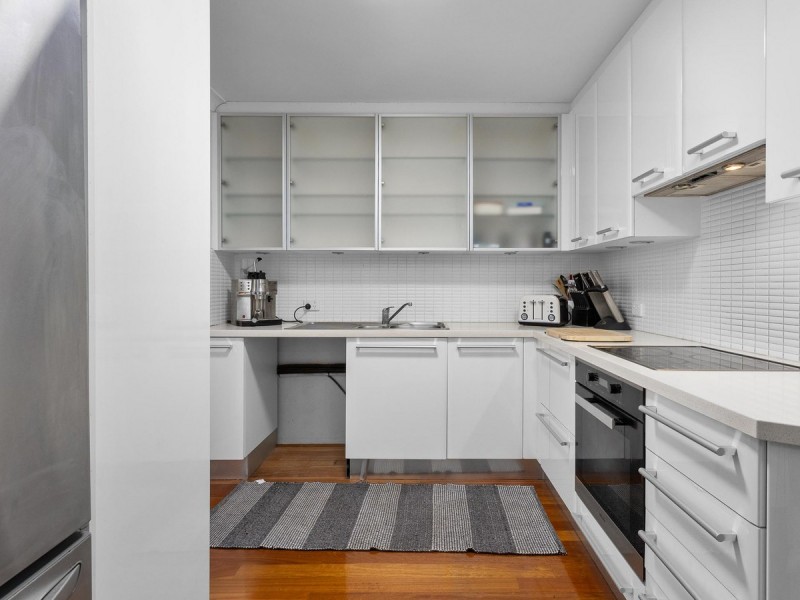 2/18 Fogerthorpe Crescent, Maylands WA 6051