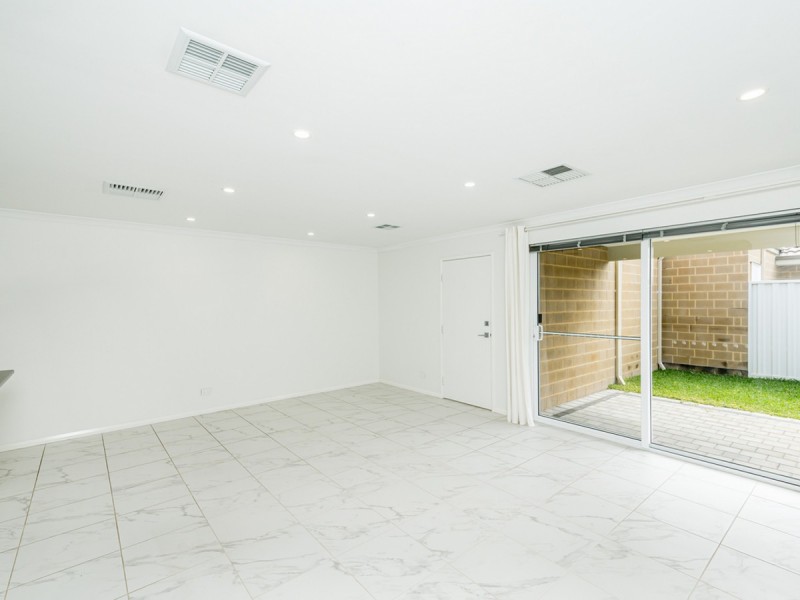 21A Hooson Way, Wilson WA 6107