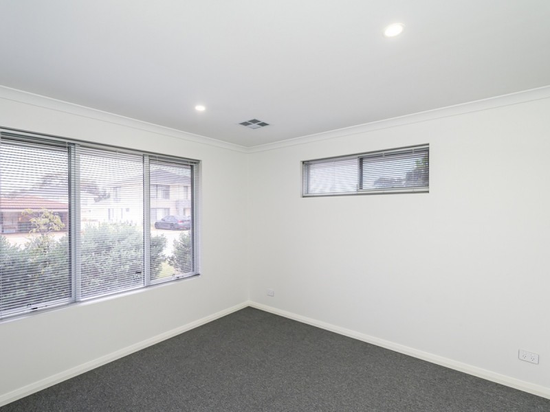 21A Hooson Way, Wilson WA 6107