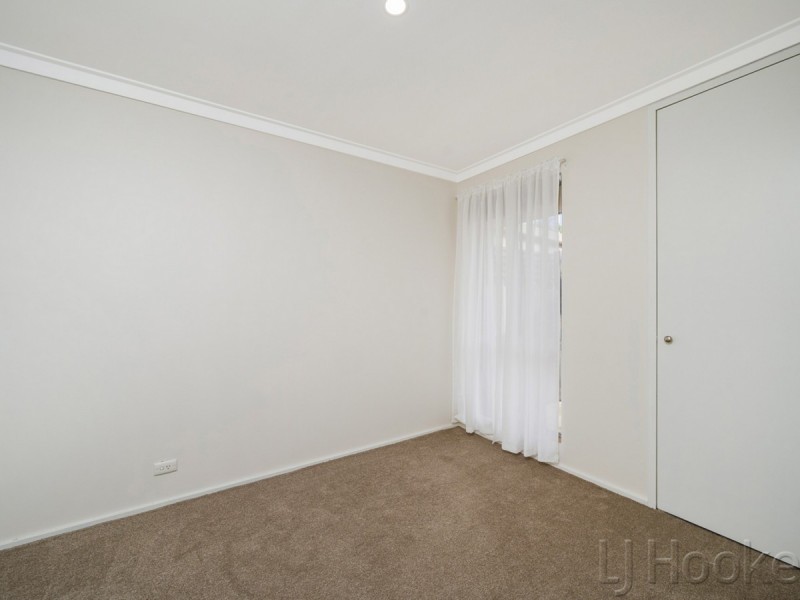 8/311 Wharf Street, Queens Park WA 6107