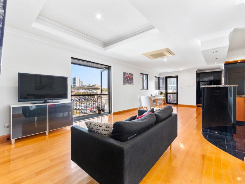 35/120-122 Lake Street, Perth WA 6000