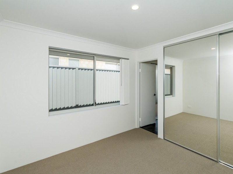 6 Tapin Street, Yanchep WA 6035