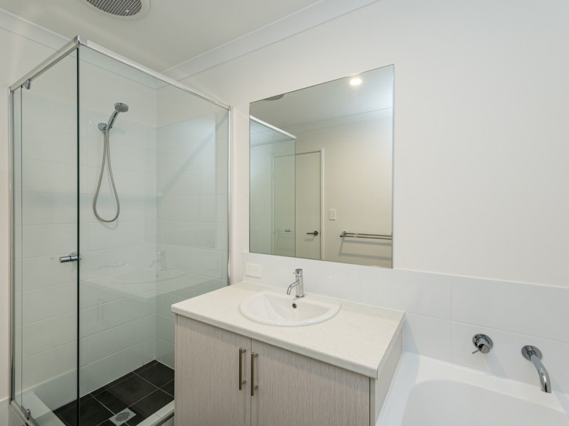 6 Tapin Street, Yanchep WA 6035