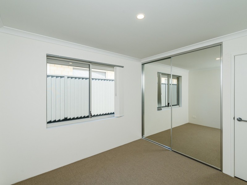 6 Tapin Street, Yanchep WA 6035