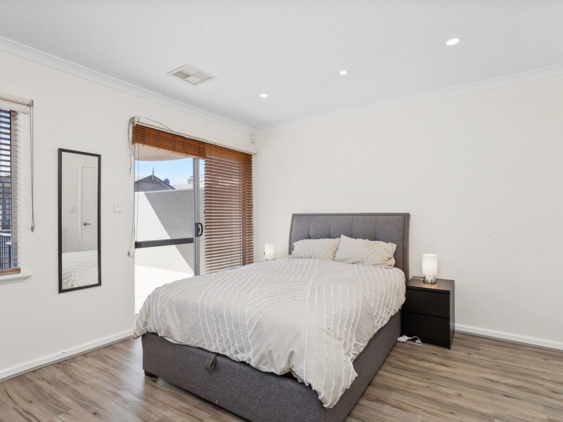 11/39 Simpson Street, Applecross WA 6153