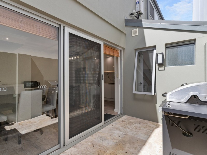 11/39 Simpson Street, Applecross WA 6153