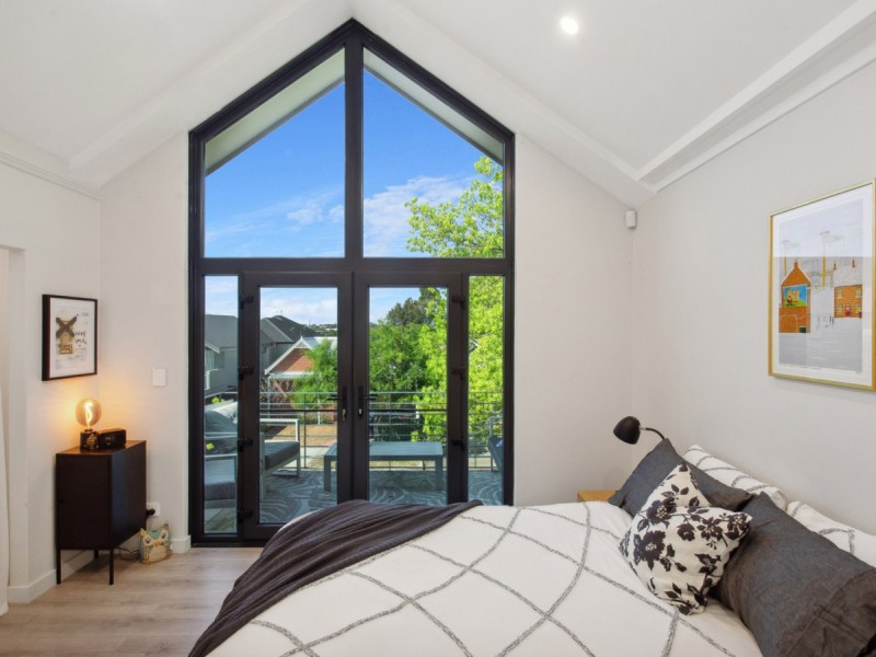 8 Constitution Street, East Perth WA 6004