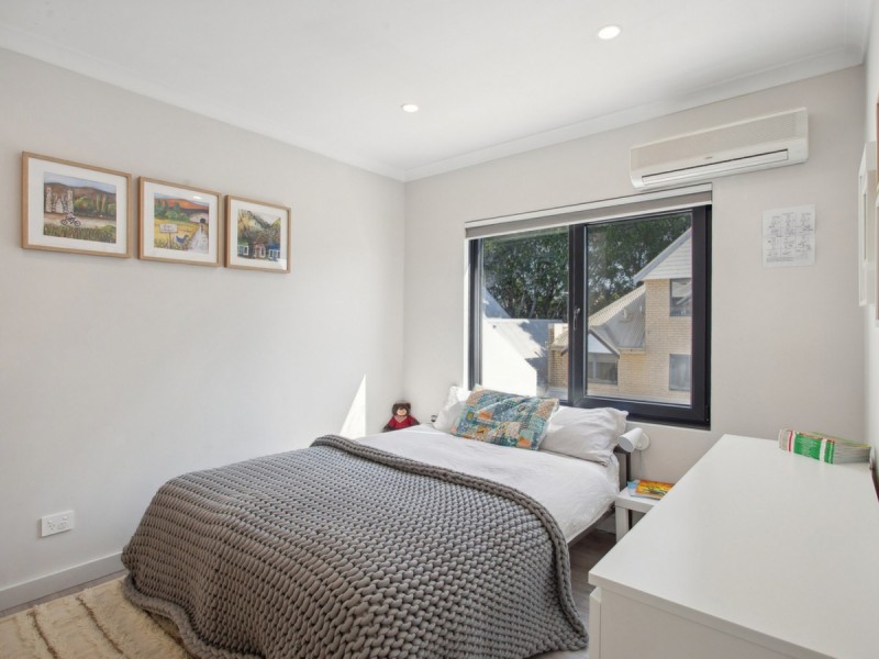 8 Constitution Street, East Perth WA 6004