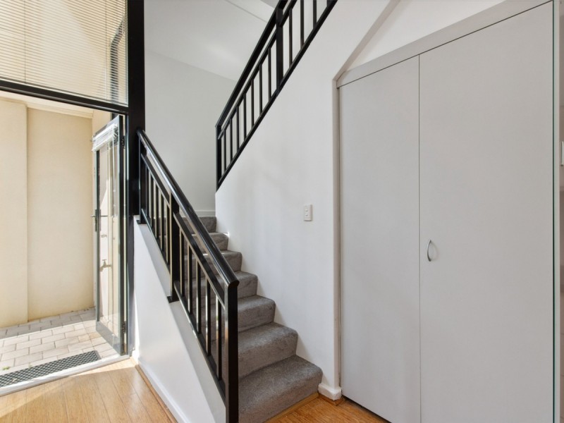 1/386 Stirling Street, Highgate WA 6003