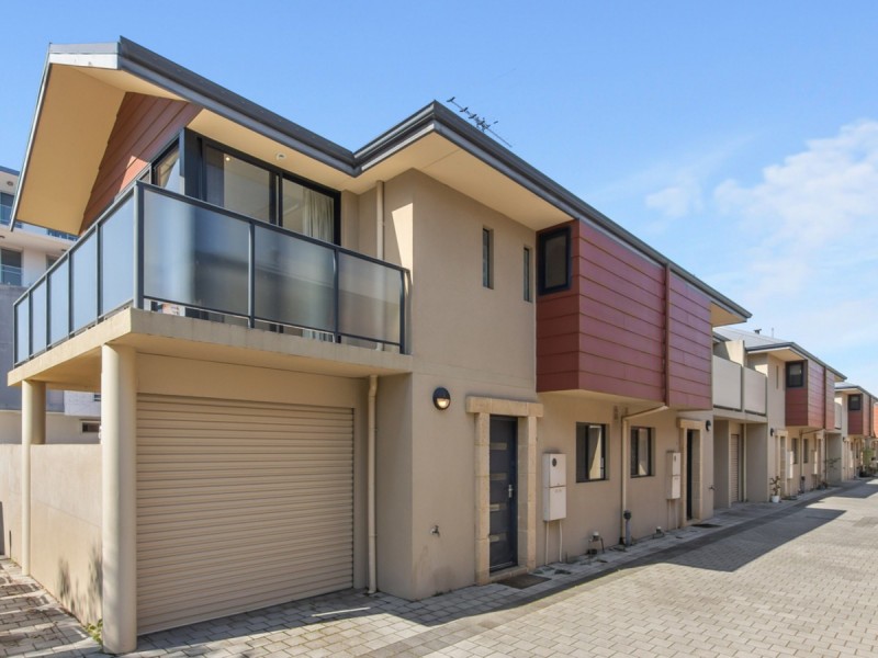 1/386 Stirling Street, Highgate WA 6003