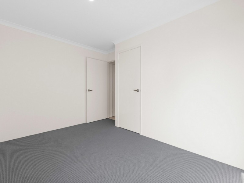 8 Glendalough Loop, Canning Vale WA 6155