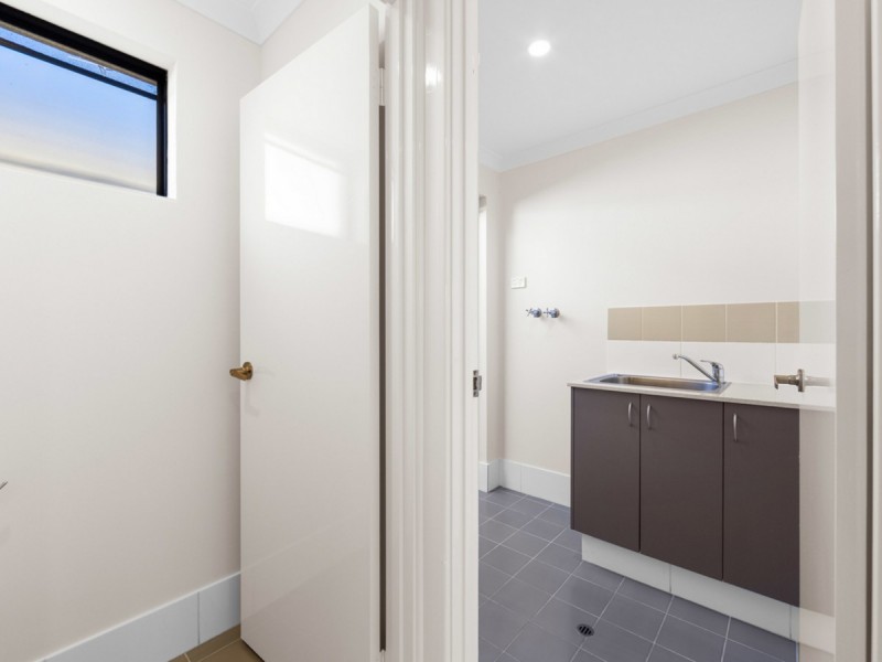 8 Glendalough Loop, Canning Vale WA 6155