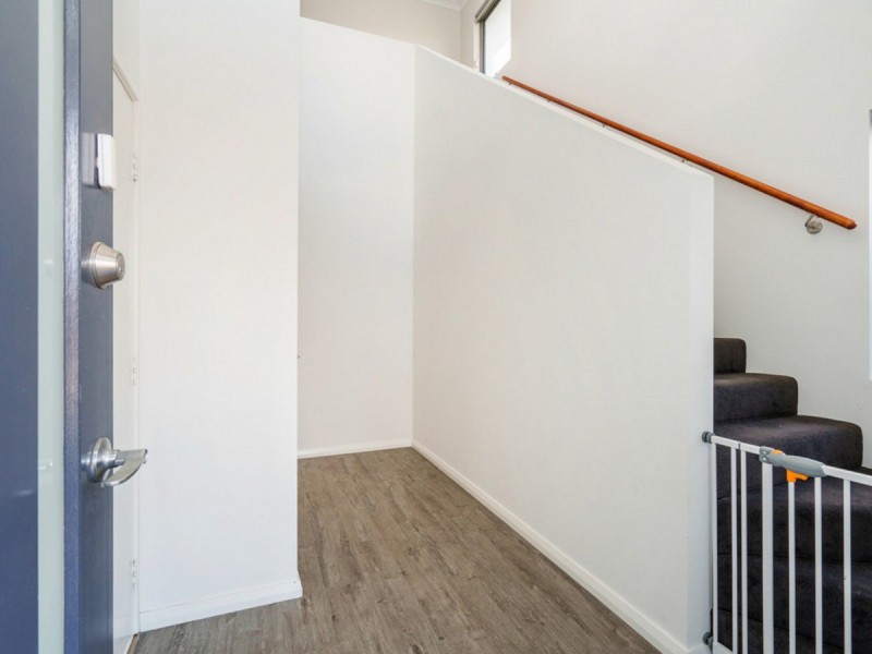 18 Gerygone Loop, East Cannington WA 6107