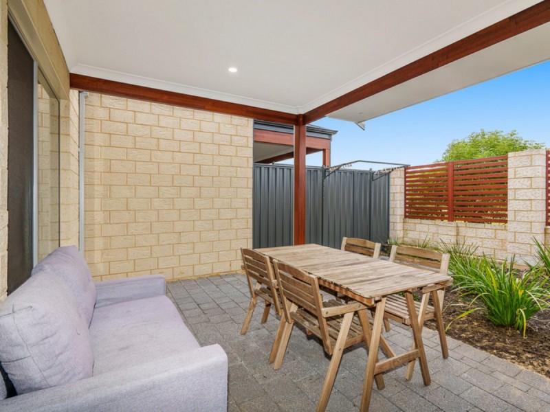 18 Gerygone Loop, East Cannington WA 6107