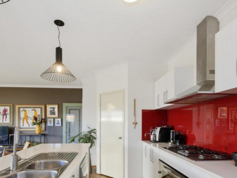 15 Sonnet Close, Woodlands WA 6018