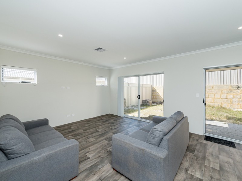 4 Seabass Chase, Two Rocks WA 6037